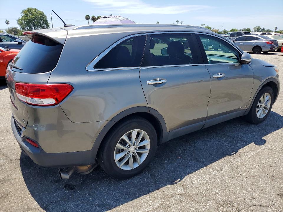 Photo 3 from auction – 2018 KIA SORENTO with VIN 5XYPGDA52JG406000