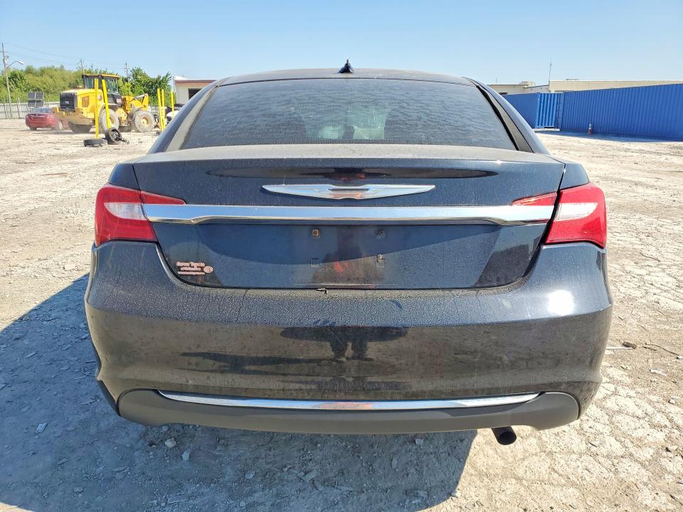 Photo 6 from auction – 2012 CHRYSLER 200 with VIN 1C3CCBCB0CN162428
