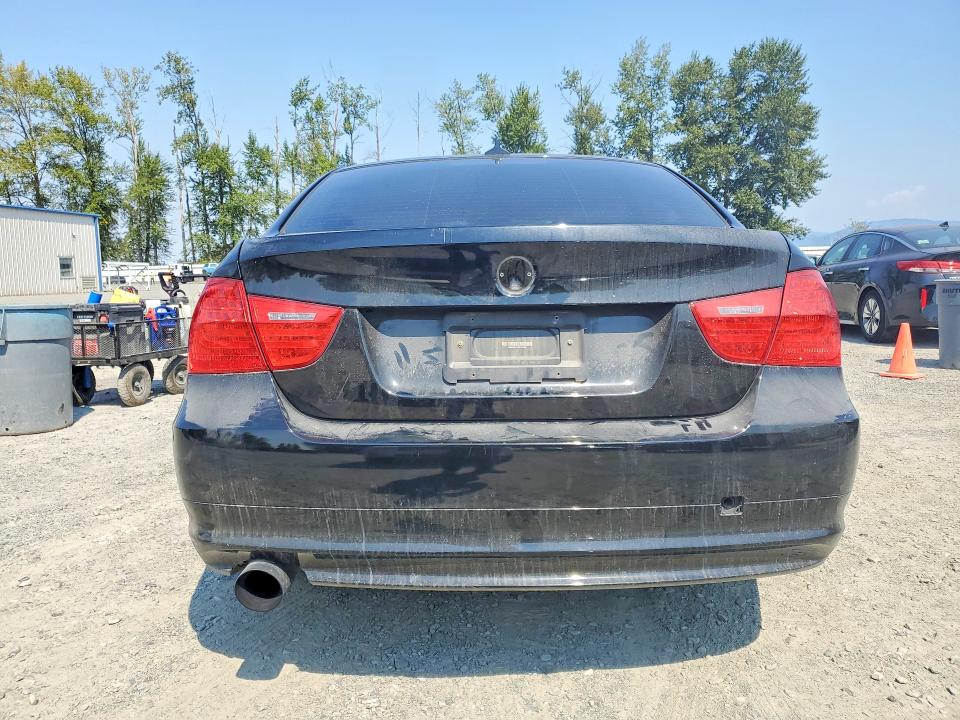 Photo 6 from auction – 2011 BMW 328 with VIN WBAPH5C57BF093446