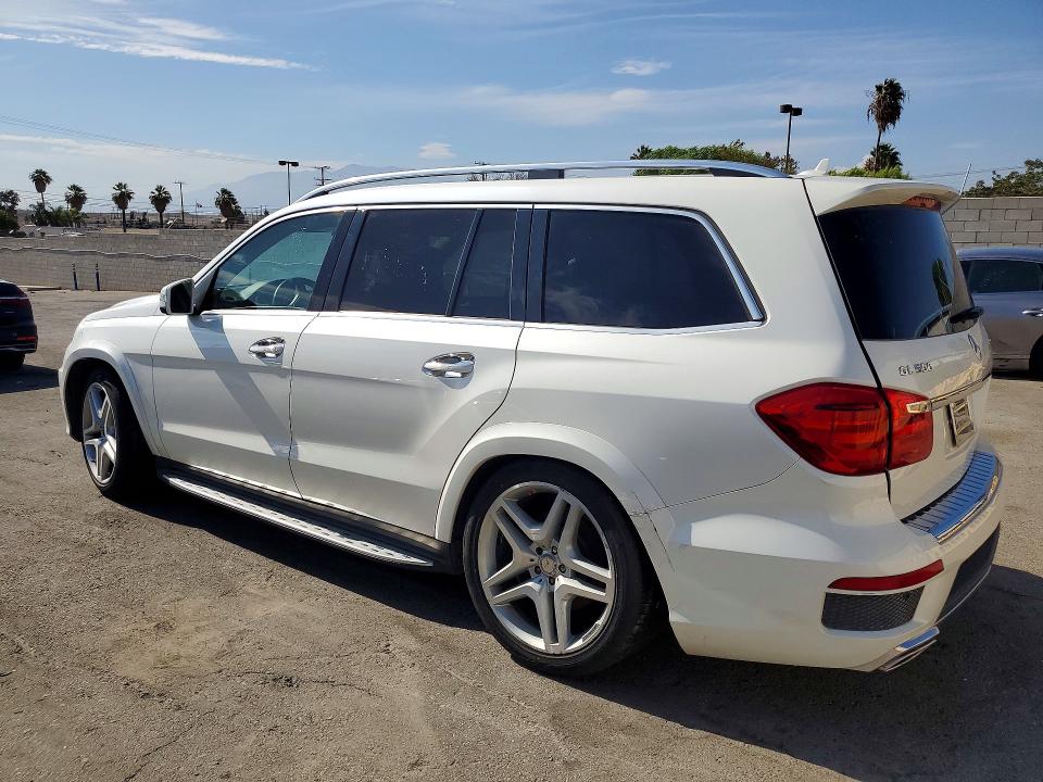 Photo 2 from auction – 2015 MERCEDES-BENZ GL with VIN 4JGDF7DEXFA544969
