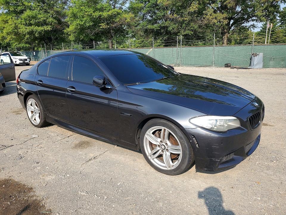 Photo 4 from auction – 2011 BMW 550 with VIN WBAFU9C52BC783542