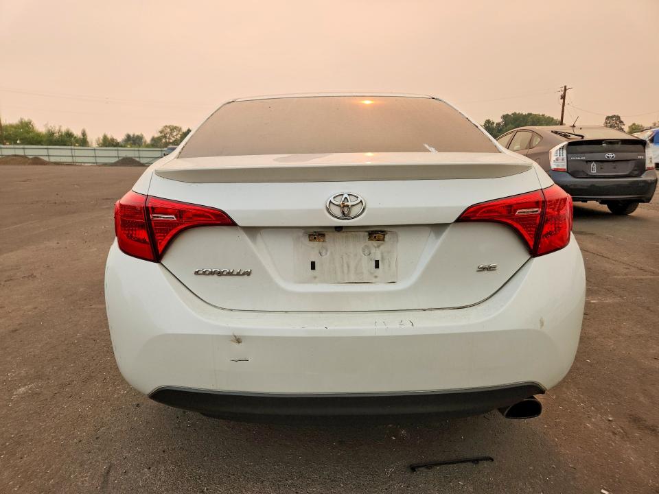 Photo 6 from auction – 2017 TOYOTA COROLLA with VIN 5YFBURHE3HP613359