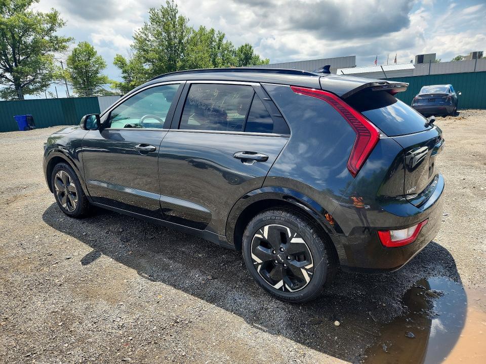 Photo 2 from auction – 2023 KIA NIRO with VIN KNDCR3L12P5054986