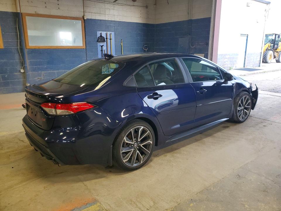 Photo 3 from auction – 2022 TOYOTA COROLLA with VIN 5YFM4MCE7NP131850