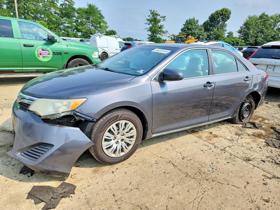 TOYOTA CAMRY 2013 z numerem VIN 4T4BF1FK3DR322556 - Zdjęcie z aukcji