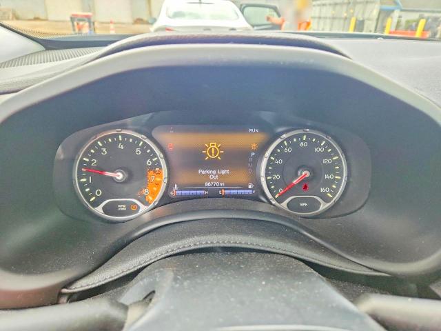 Photo 9 from auction – 2016 JEEP RENEGADE with VIN ZACCJBDT6GPC77038