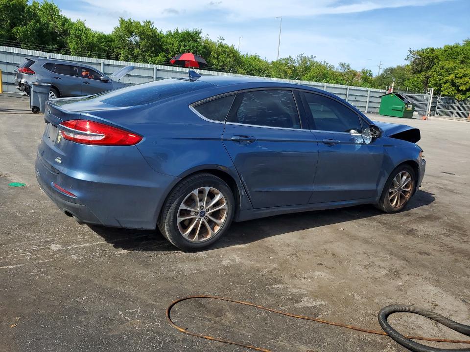Photo 3 from auction – 2019 FORD FUSION with VIN 3FA6P0HD3KR193802