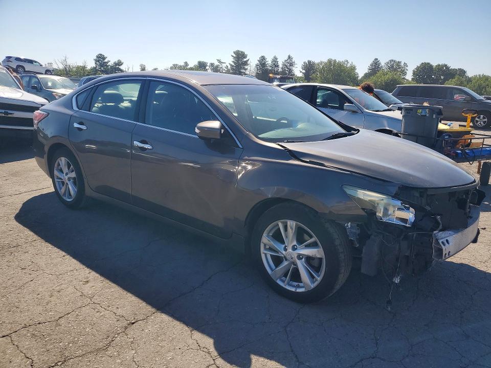 Photo 4 from auction – 2014 NISSAN ALTIMA with VIN 1N4AL3AP1EC157282