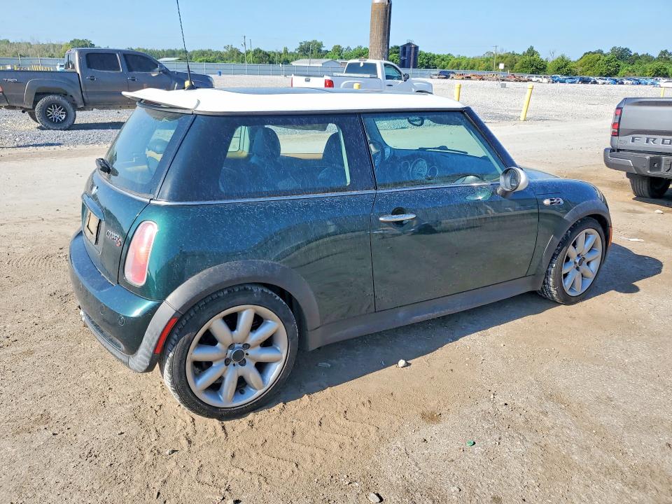 Photo 3 from auction – 2004 MINI COOPER with VIN WMWRE33434TD84174
