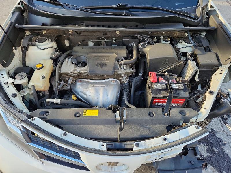 Photo 12 from auction – 2013 TOYOTA RAV4 with VIN JTMDFREV1DD005053
