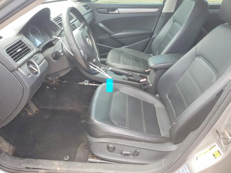 Photo 7 from auction – 2014 VOLKSWAGEN PASSAT with VIN 1VWAT7A3XEC032857
