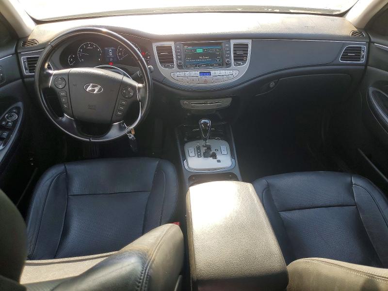 Photo 8 from auction – 2012 HYUNDAI GENESIS with VIN KMHGC4DDXCU171650