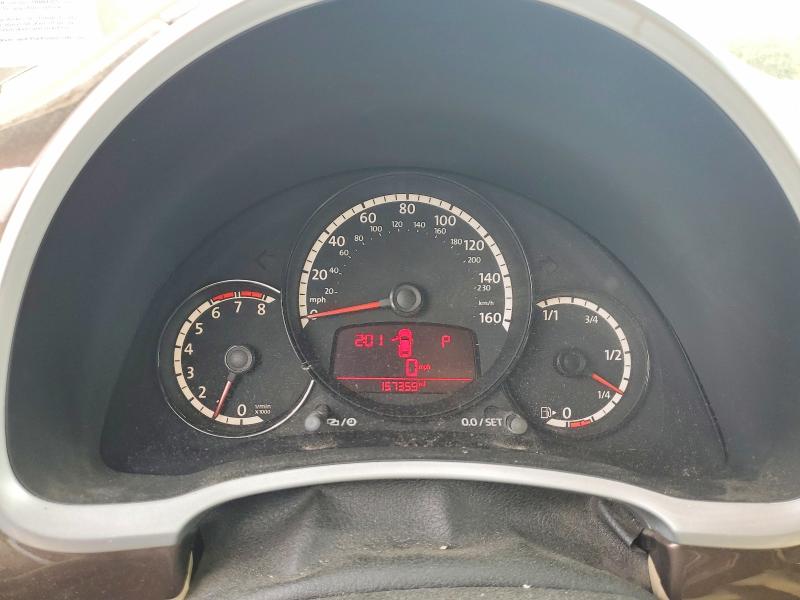 Photo 9 from auction – 2013 VOLKSWAGEN BEETLE with VIN 3VW5X7AT5DM823929