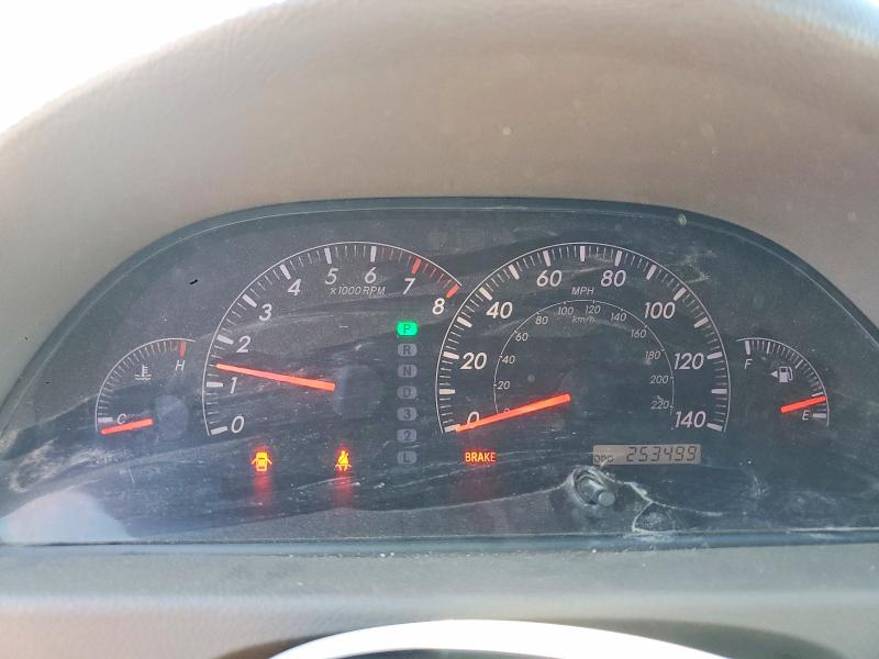Photo 9 from auction – 2005 TOYOTA CAMRY with VIN 4T1BF30K65U590176