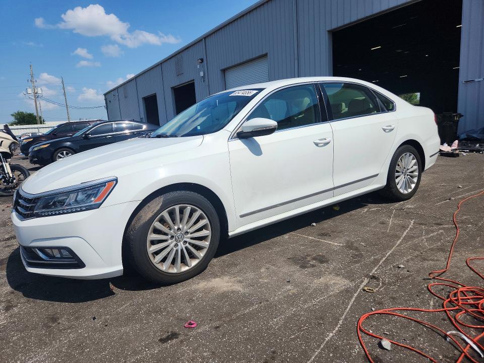 VOLKSWAGEN PASSAT 2016 with VIN 1VWBS7A30GC053453 - Photo from auction