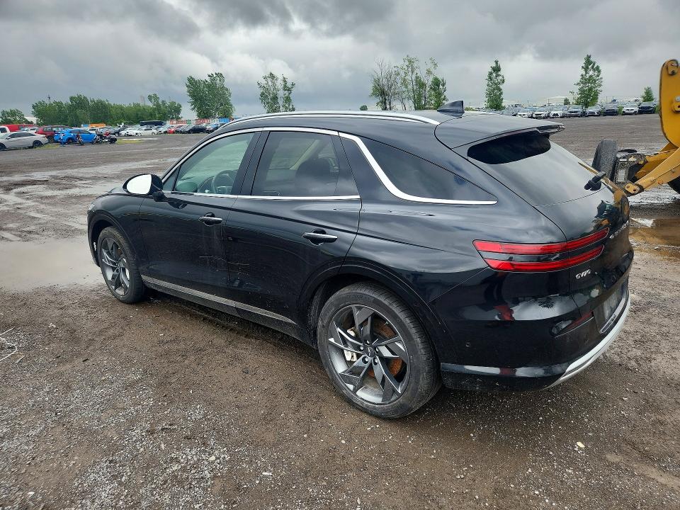 Photo 2 from auction – 2024 GENESIS GV70 with VIN KMUMAET18RU007135