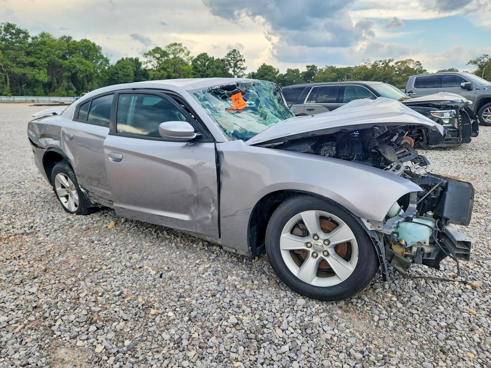 Photo 4 from auction – 2014 DODGE CHARGER with VIN 2C3CDXBGXEH370304