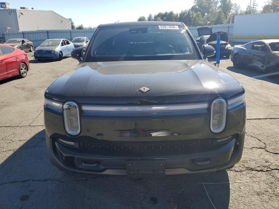 Photo 5 from auction – 2025 RIVIAN R1T with VIN 7FCTGBAA2SN036560