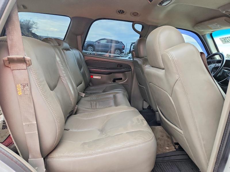 Photo 11 from auction – 2003 CHEVROLET TAHOE with VIN 1GNEK13T03J246774