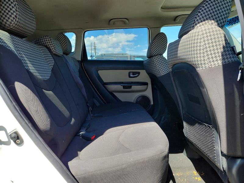 Photo 11 from auction – 2013 KIA SOUL with VIN KNDJT2A64D7776641