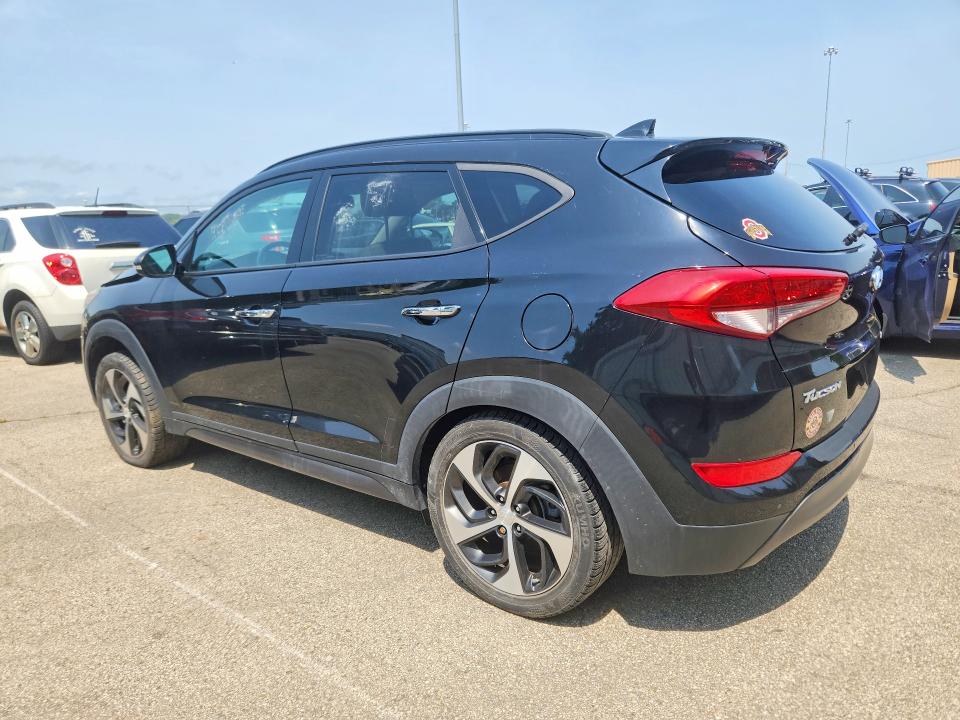 Photo 2 from auction – 2016 HYUNDAI TUCSON with VIN KM8J33A23GU129541