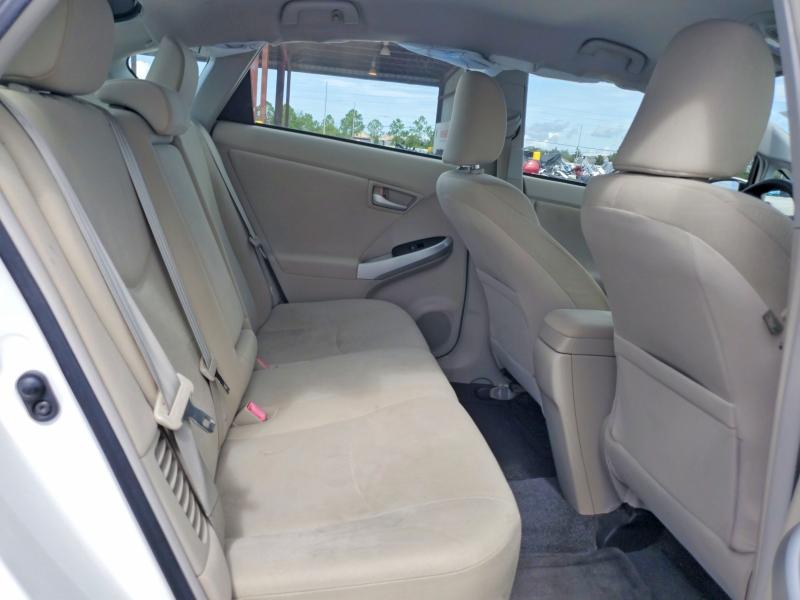 Photo 10 from auction – 2013 TOYOTA PRIUS with VIN JTDKN3DU3D1644682