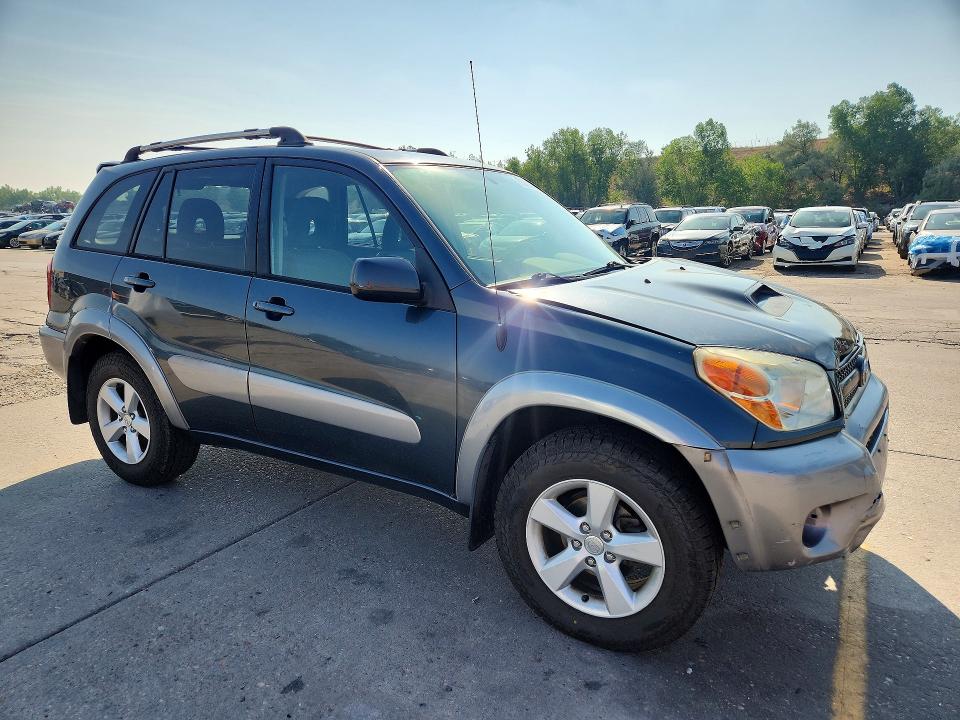 Photo 4 from auction – 2004 TOYOTA RAV4 with VIN JTEHD20V446017137