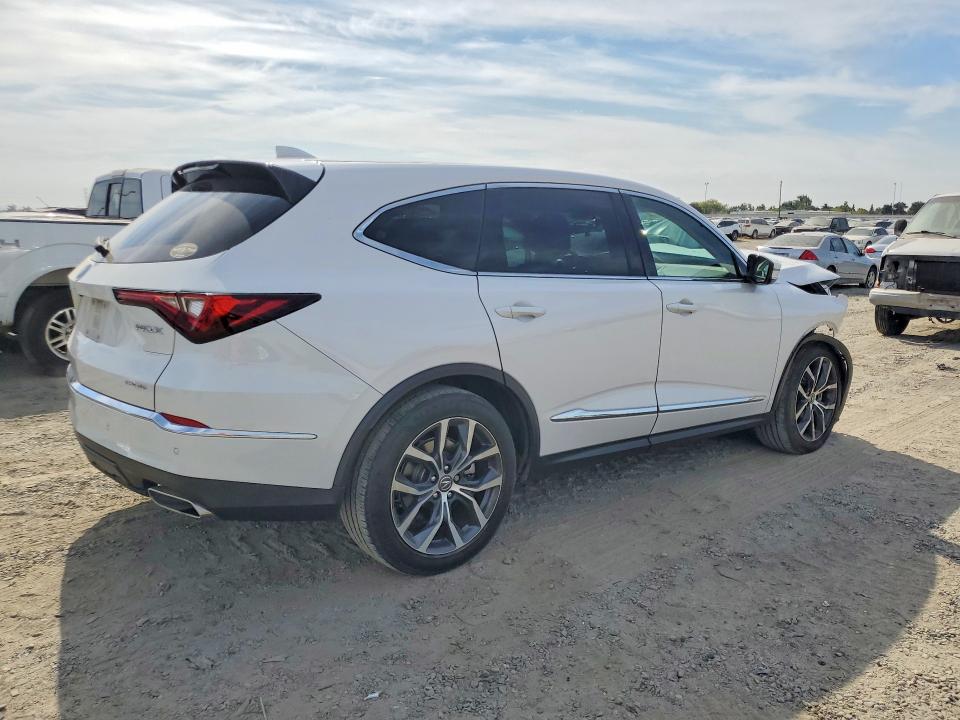 Photo 3 from auction – 2023 ACURA MDX with VIN 5J8YE1H4XPL042459