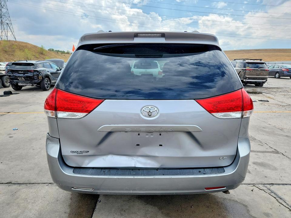 Photo 6 from auction – 2012 TOYOTA SIENNA with VIN 5TDKK3DC2CS248860