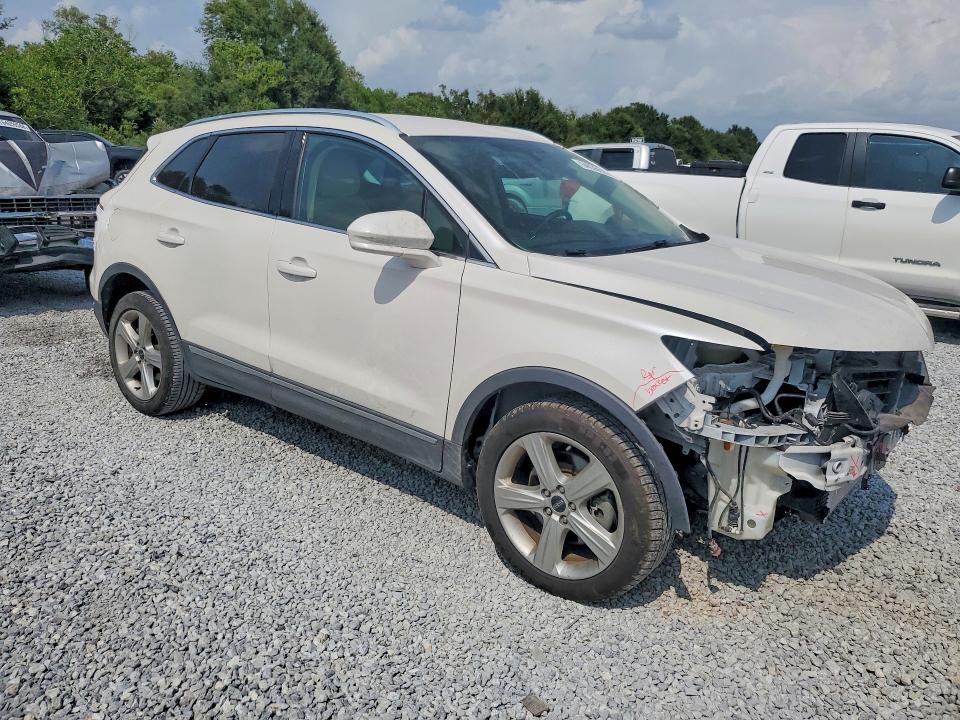 Photo 4 from auction – 2018 LINCOLN MKC with VIN 5LMCJ1C93JUL21060