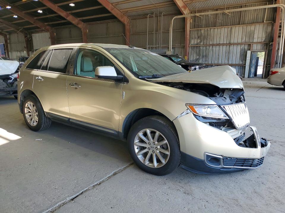 Photo 4 from auction – 2011 LINCOLN MKX with VIN 2LMDJ6JK9BBJ01721