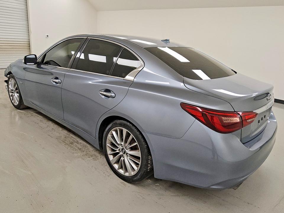 Photo 2 from auction – 2018 INFINITI Q50 with VIN JN1EV7AP2JM355924
