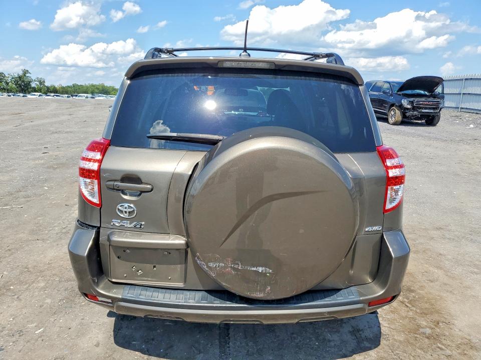 Photo 6 from auction – 2012 TOYOTA RAV4 with VIN 2T3DF4DV2CW222309