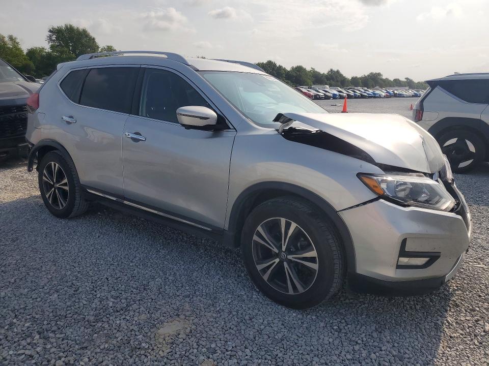 Photo 4 from auction – 2018 NISSAN ROGUE with VIN JN8AT2MT6JW461007