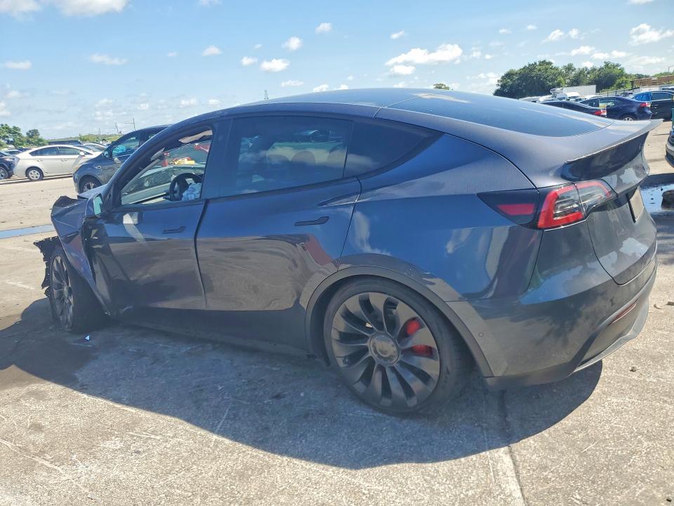Photo 2 from auction – 2022 TESLA MODEL Y with VIN 7SAYGDEF2NF451719