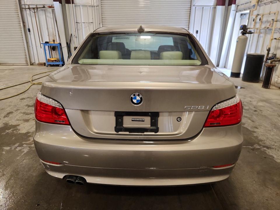 Photo 6 from auction – 2010 BMW 528I with VIN WBANV1C51AC159983