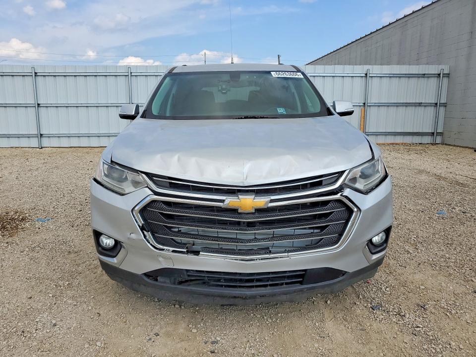 Photo 5 from auction – 2019 CHEVROLET TRAVERSE with VIN 1GNEVMKW2KJ259979