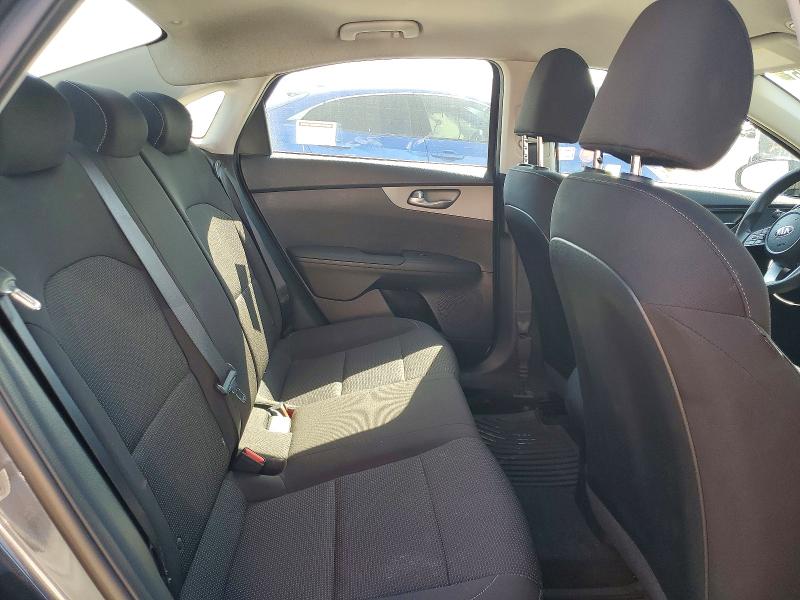 Photo 10 from auction – 2021 KIA FORTE with VIN 3KPF24AD4ME306550
