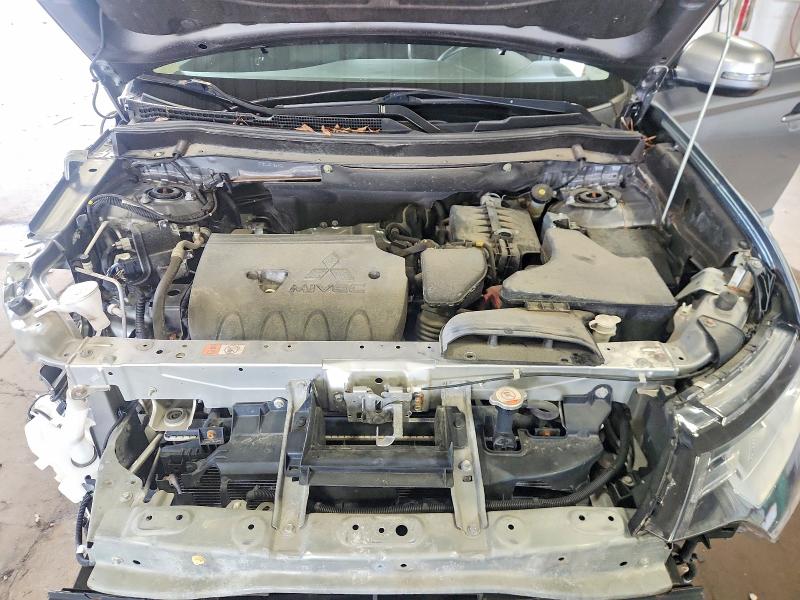 Photo 12 from auction – 2020 MITSUBISHI OUTLANDER with VIN JA4AZ3A32LZ036920