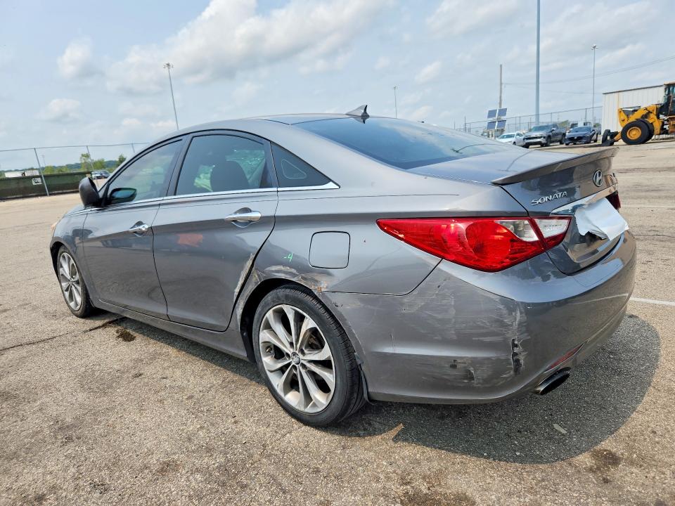 Photo 2 from auction – 2013 HYUNDAI SONATA with VIN 5NPEC4AB2DH791970