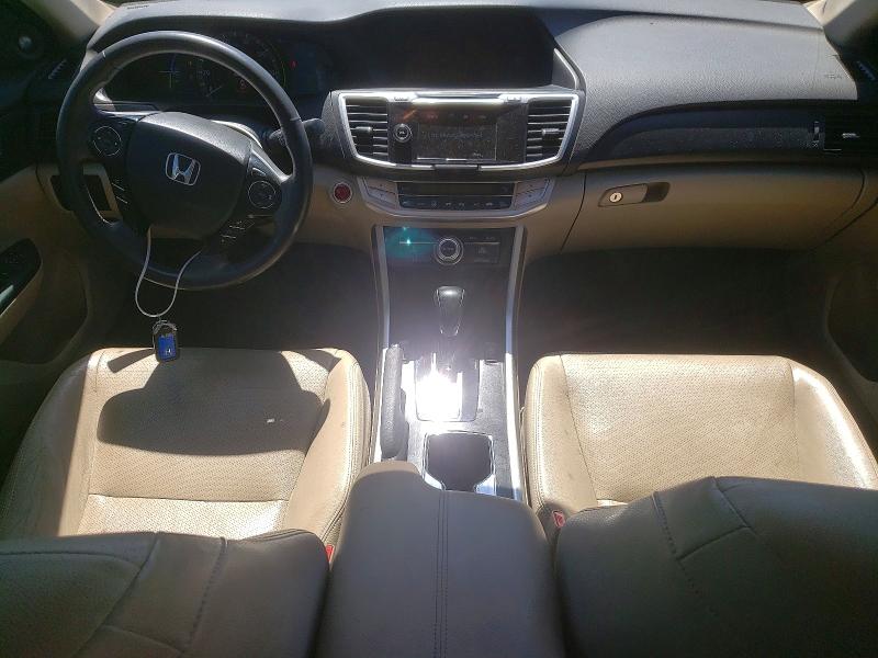 Photo 8 from auction – 2015 HONDA ACCORD with VIN 1HGCR6F70FA010543
