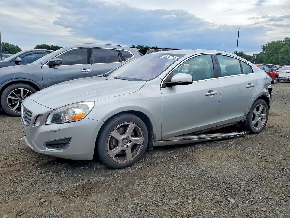 2012 VOLVO S60 - Търг №66747326