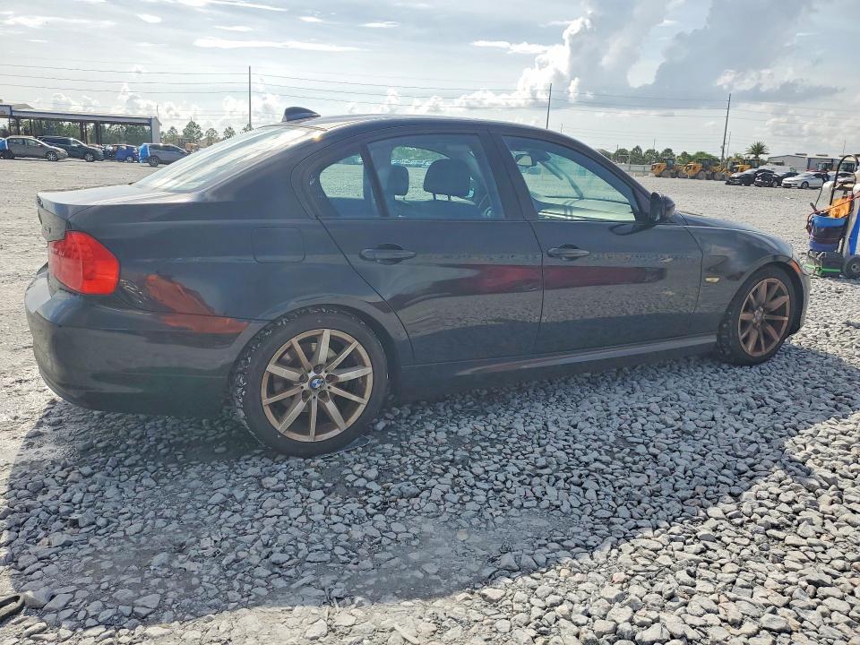 Photo 3 from auction – 2009 BMW 328 with VIN WBAPH77509NL85512