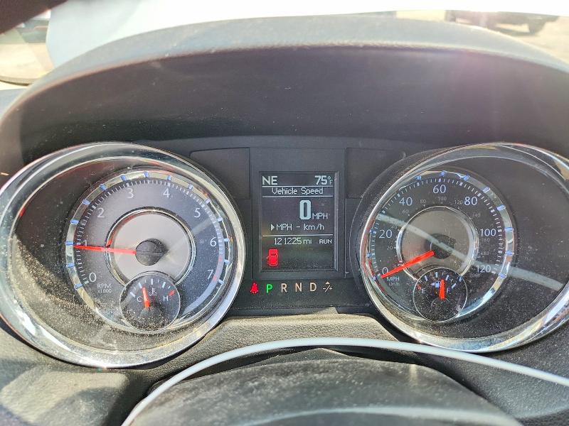 Photo 9 from auction – 2011 CHRYSLER TOWN & COUNTRY with VIN 2A4RR5DG0BR607889
