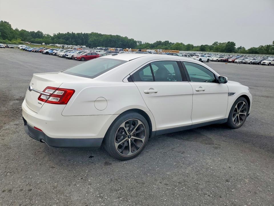 صورة رقم 3 من المزاد - 2014 FORD TAURUS مع VIN 1FAHP2E80EG160683