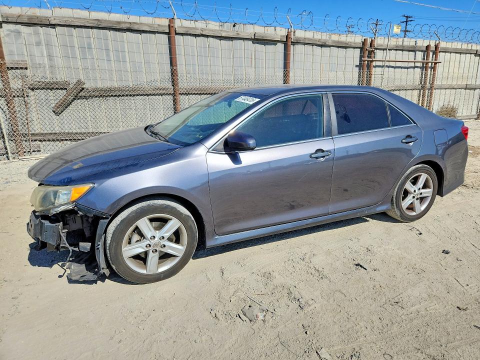 TOYOTA CAMRY 2014 with VIN 4T1BF1FKXEU473308 - Photo from auction