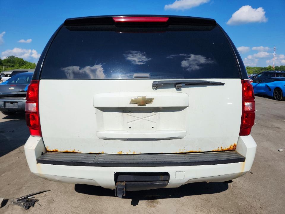 Photo 6 from auction – 2011 CHEVROLET TAHOE with VIN 1GNLC2E05BR372187