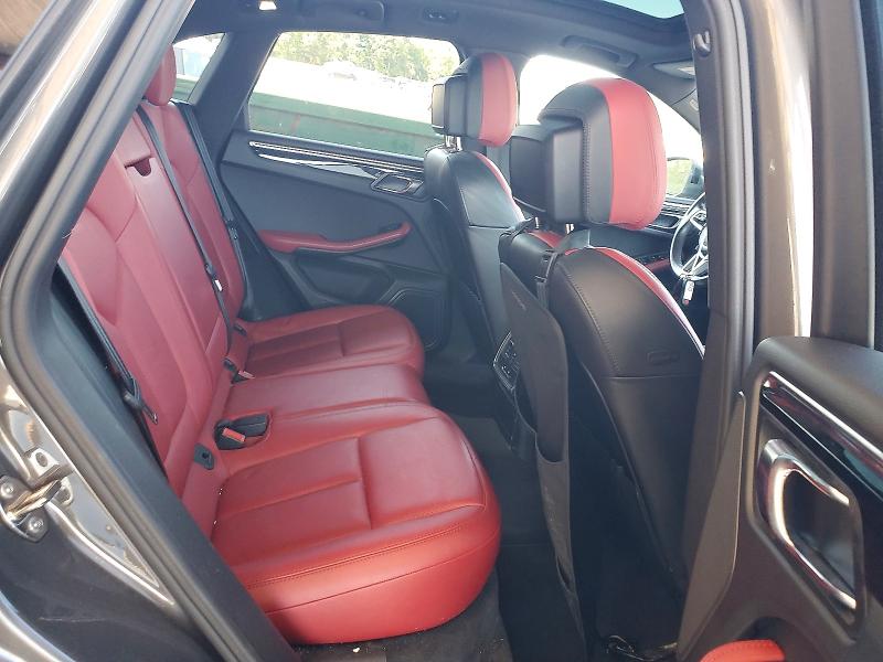 Photo 10 from auction – 2016 PORSCHE MACAN with VIN WP1AB2A50GLB55143