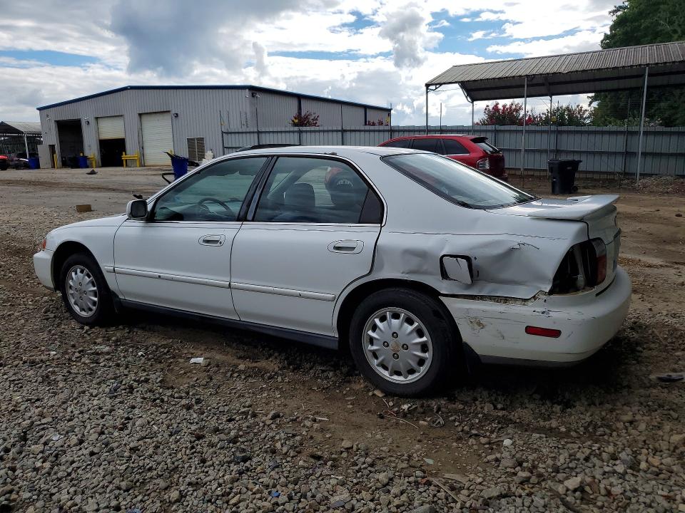 Photo 2 from auction – 1996 HONDA ACCORD with VIN 1HGCD5650TA069871
