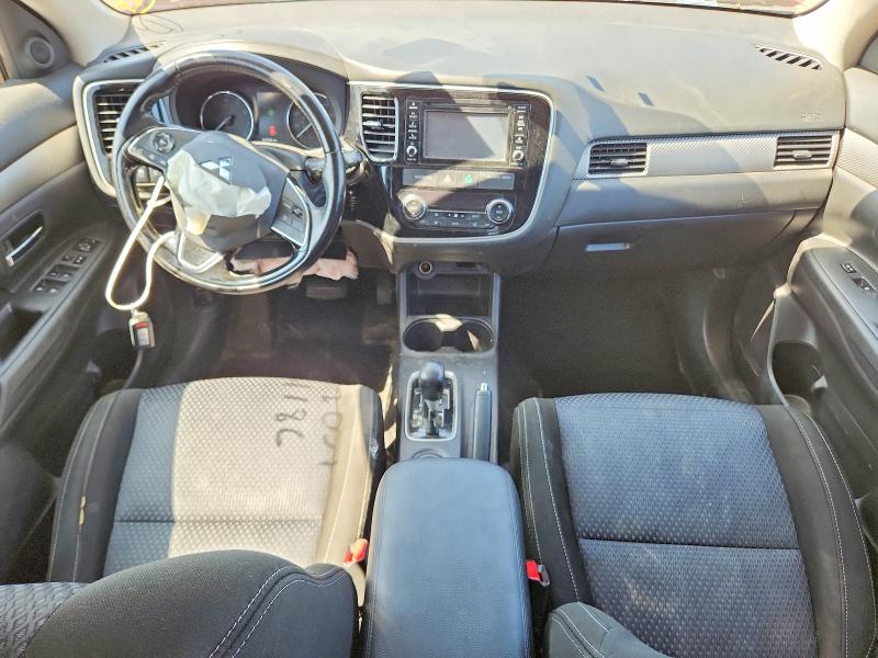Zdjęcie 8 z aukcji – 2016 MITSUBISHI OUTLANDER z VIN JA4AD3A35GZ028184